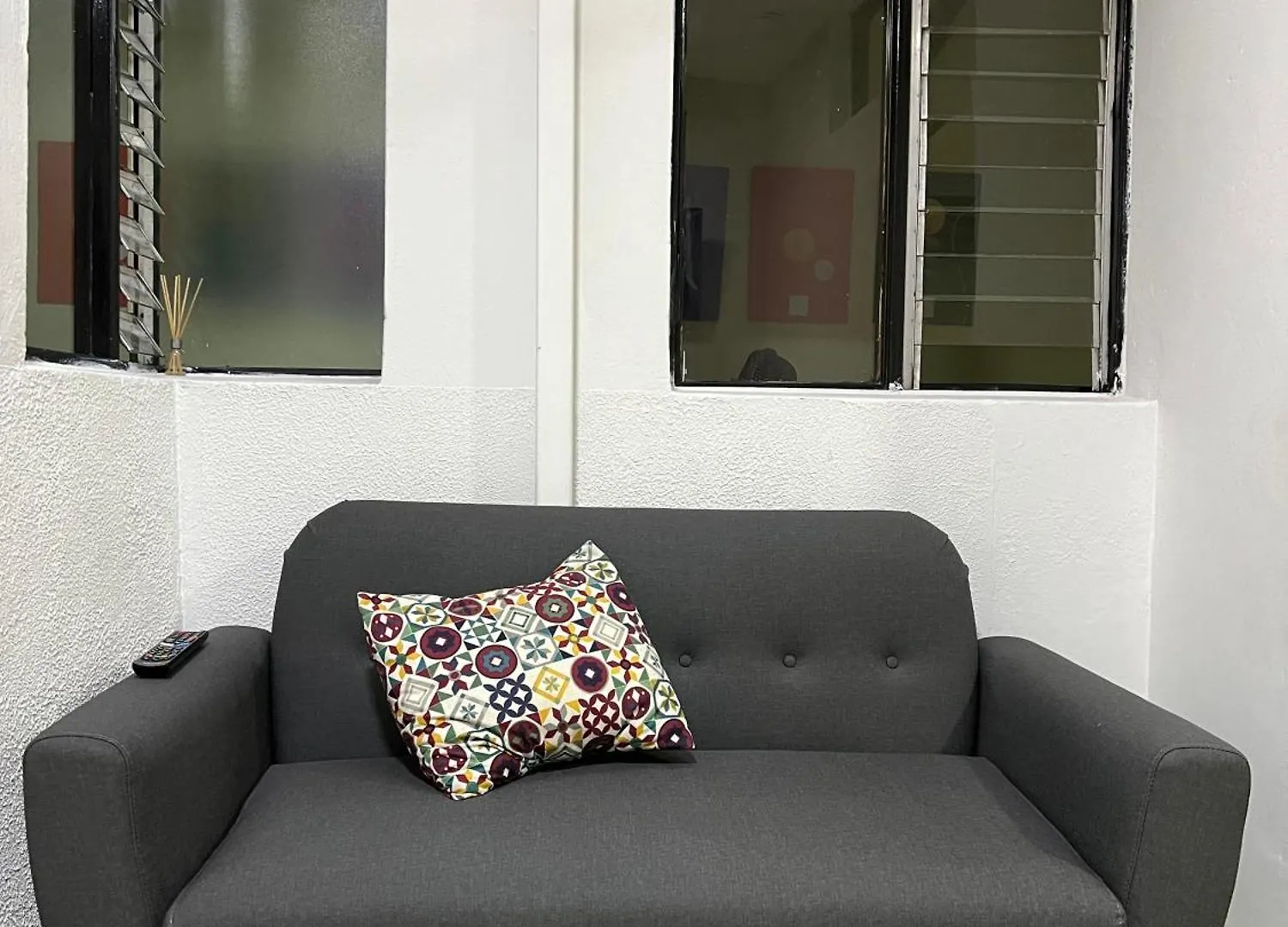 Comodo Aparta Suite En Zona Poblado Medellin M101 By Roots Rentals 0*,  Colombia